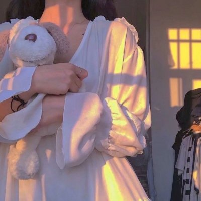 彩凤云裳